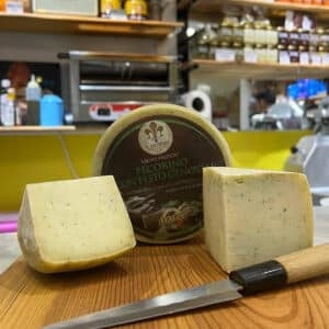 Pecorino Toscano mit Pesto - 200 Gramm
